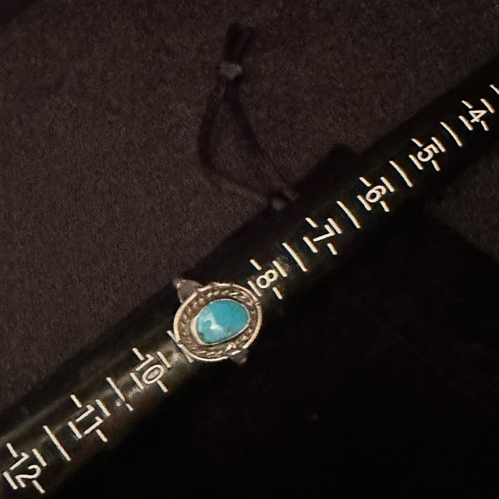 Size 9 turquoise ring - Picture 3 of 3